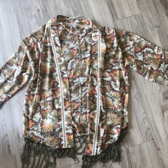 Miss Me Tops - Miss Me open floral jacket kimono size large